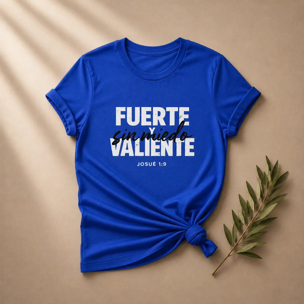 Fuerte sin Miedo Tee - Crossroads Creations