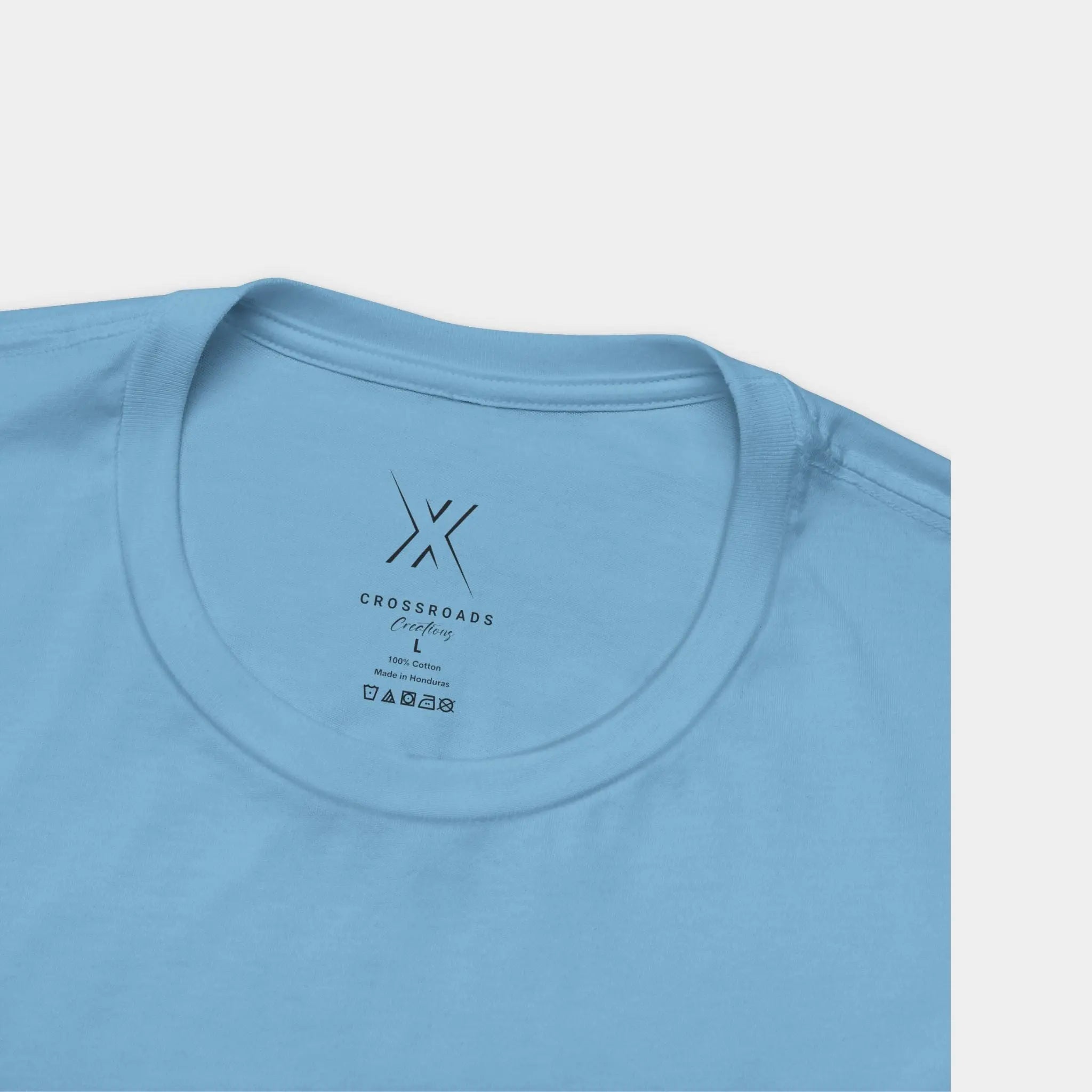 Más Que Vencedor Tee - Crossroads Creations