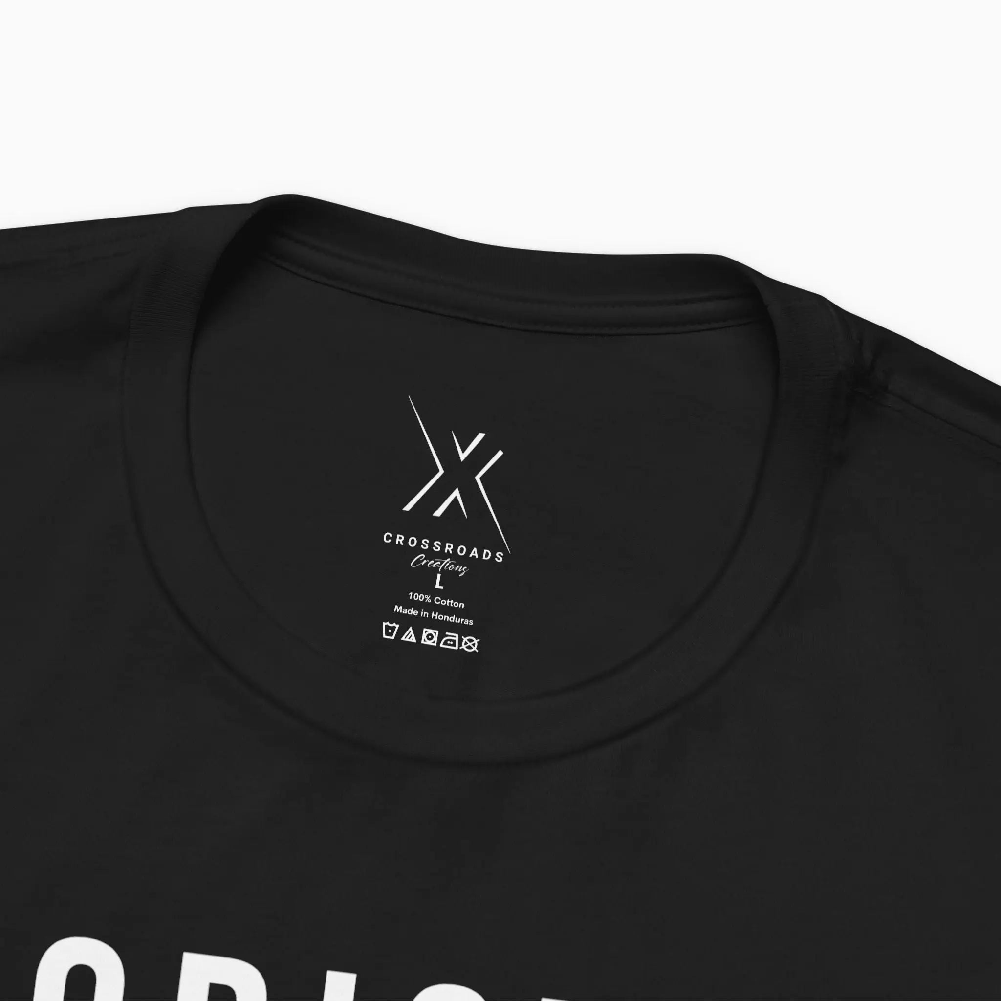 Cristo Es Rey Tee - Crossroads Creations