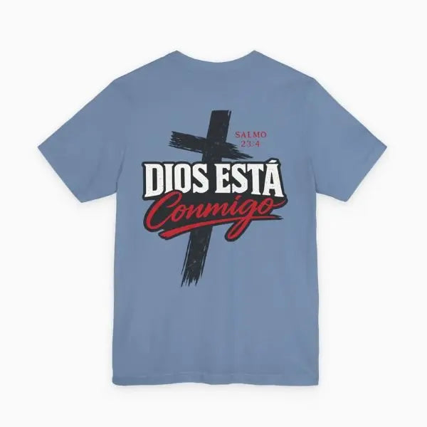 Dios Está Conmigo Tee - Crossroads Creations