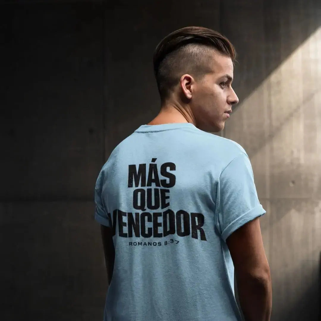 Más Que Vencedor Tee - Crossroads Creations