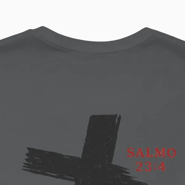 Dios Está Conmigo Tee - Crossroads Creations